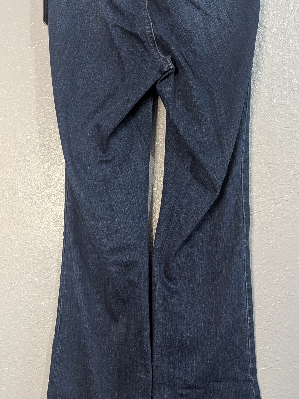 Universal Thread Adaptive Bootcut Jeans - Picture 5 of 10
